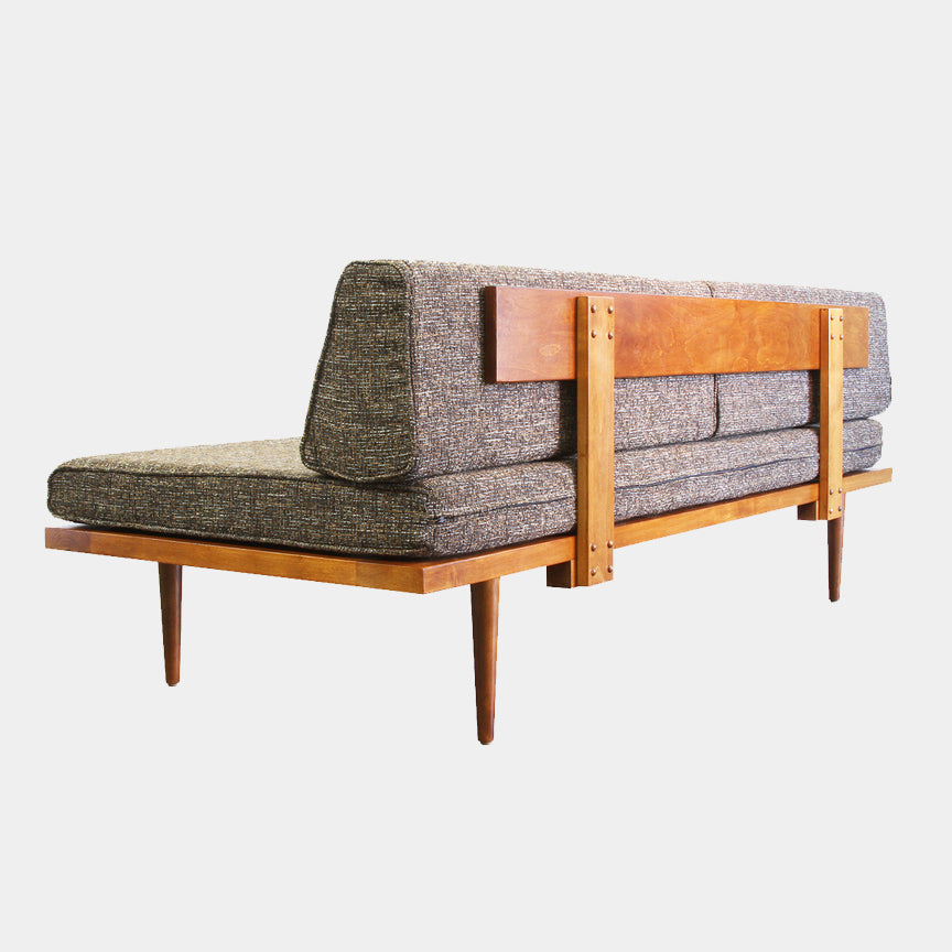 Classic Daybed