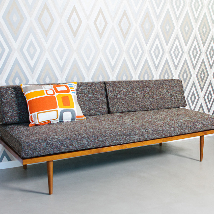 Classic Daybed